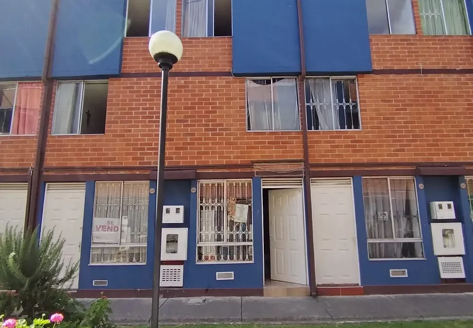 VENDO CASA CONJ. TINTAL BOGOTA